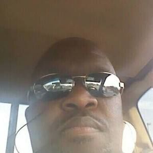 Meet your Posher, Lonnie